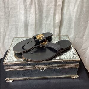 Gucci Marmont Thong Sandals; Size: 35.5